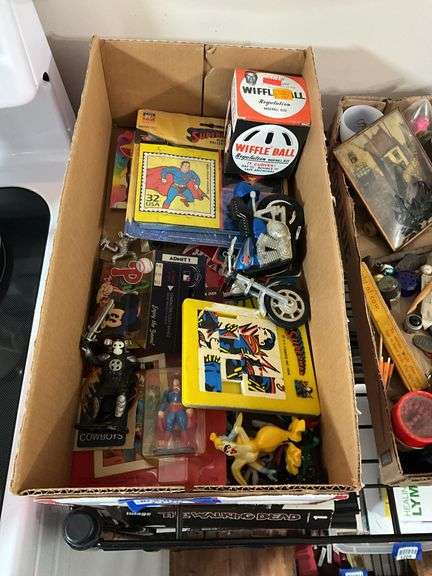 Collectibles lot: Superman items, model motorcycle, misc