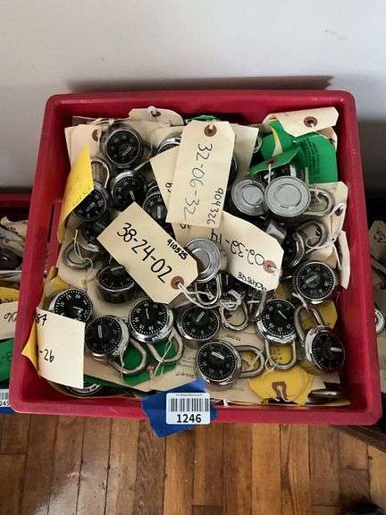 Combination locks w/ combinations
