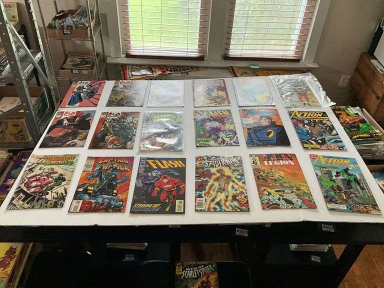 Comic books including: Flash, Spider-Man, X-Men, Captain America