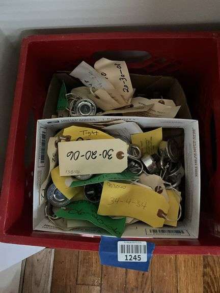 Combination locks w/ combinations