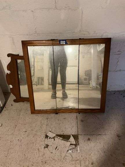 Two wood framed mirrors 30.5x30