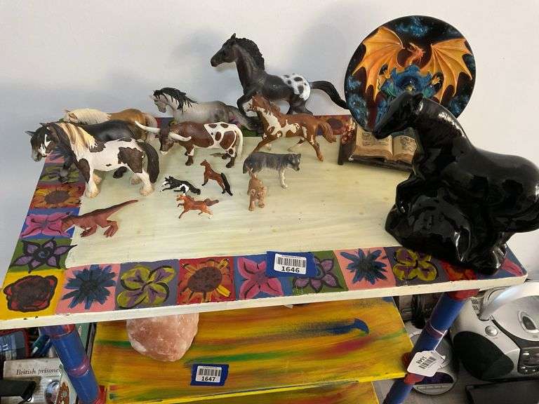 3-tier polychrome painted stand 24 in x 24 in x 15 in - no contents