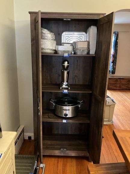 2-door country cupboard - no contents 31x16x72