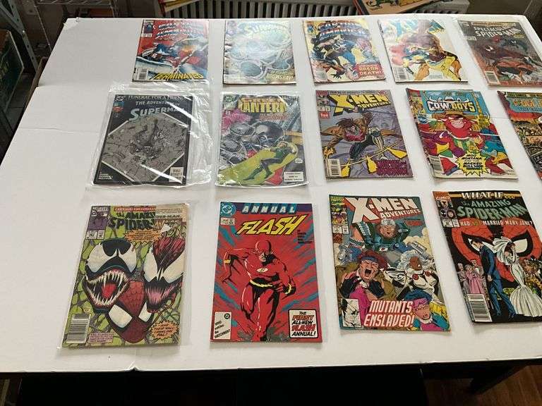 Comic books including: Ironman, Infinity, Superman