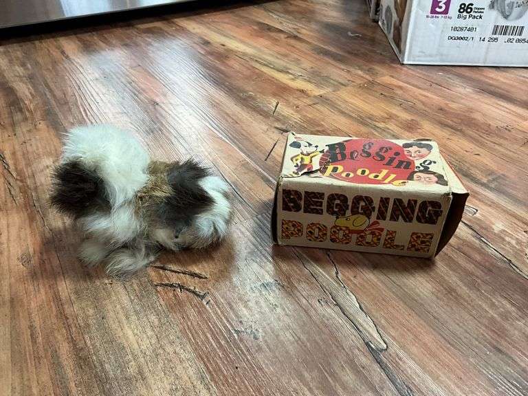 Vintage wind-up and other toys