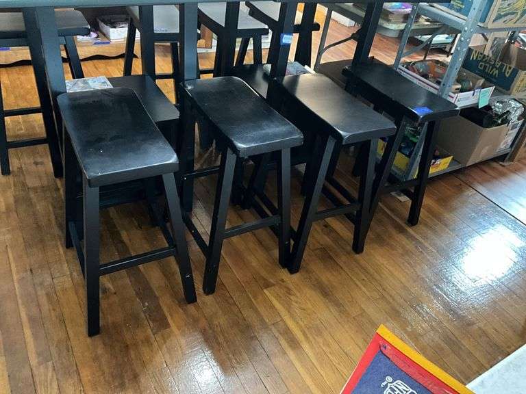 Square table and four bar stools - no contents 31.5x31.5x36