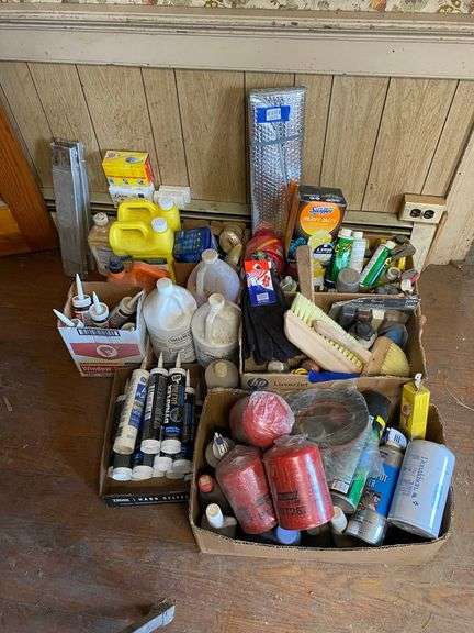 Large lot of automotive and household products