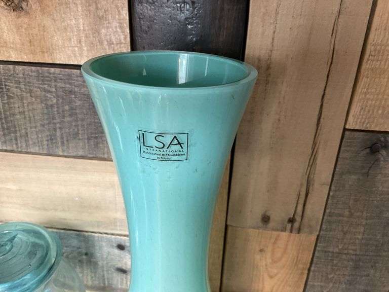 Polish blown art glass vase w/ label