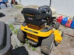 Cub Cadet Super LT1554 Series 1500 riding tractor, 54" cut