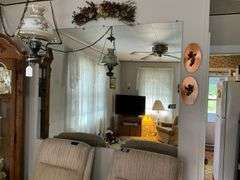 Large wall mirror - bring tools for removal