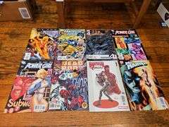 Comic books including: Fantastic Four, Power Girl, Dead Pool