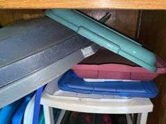 Plastic storage drawers and lids