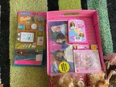 Barbie doll case w/ dolls and accessories