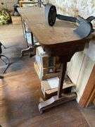Work table - no contents 48x15x32