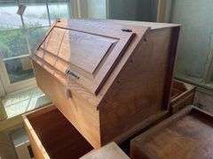Oak finish base and top cabinets 36x18x24, 43x24x34.5, (2) 60x12x42, 18x12x42, 14x12x42, 30x12x36, 23.5x23.5x42, 54x24x35 - no contents