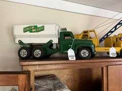 Buddy L hydraulic dumper toy truck