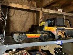 Tonka toy truck and Jeep parts