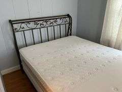 Wrought metal sleigh bed w/ mattress 60x100