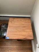 Pedestal coffee table 22x22x17