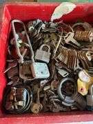 Padlocks and keys lot