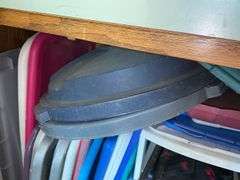 Plastic storage drawers and lids