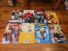 Comic books including: Fantastic Four, Power Girl, Dead Pool