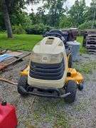 Cub Cadet Super LT1554 Series 1500 riding tractor, 54" cut