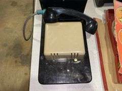 Waynesboro Pa wall mount rotary dial pay phone