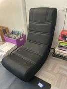 Floor gaming chair rocker and Gamenote pad