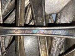 Mixed silverplated flatware