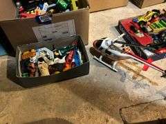 Toy vehicle boxlots