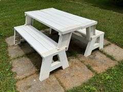 Folding picnic table w/ benches 56x58.5