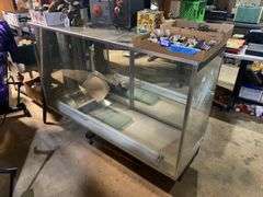 Base display case w/ mirrored sliding back doors