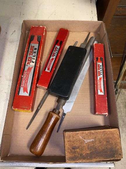 File lot, number punches, misc - Hurley Real Estate & Auctions