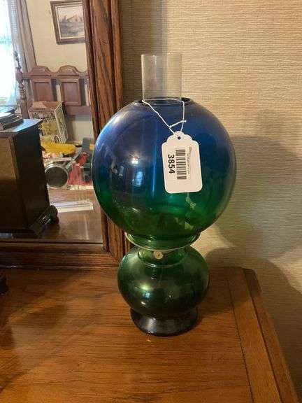 Blue to green decorated glass oil lamp w/ ball shade