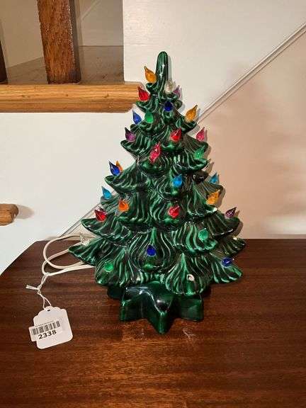 Lighted ceramic Christmas tree