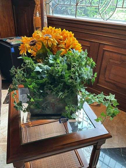 Planter and vase w/ faux sunflowers and ivy