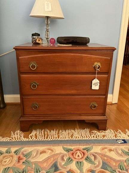 Statton Trutype Americana chest of drawers - no contents 24x16.5x24