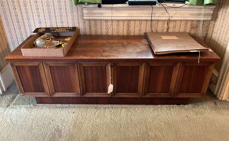 MCM mid-century modern credenza - no contents 52x17x16