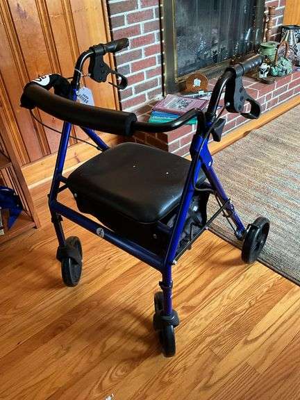 Roller style walker w/ hand brakes