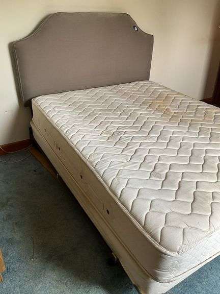 Padded headboard and metal bed frame - mattress set not included 64x72