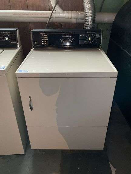 GE heavy duty extra large capacity dryer