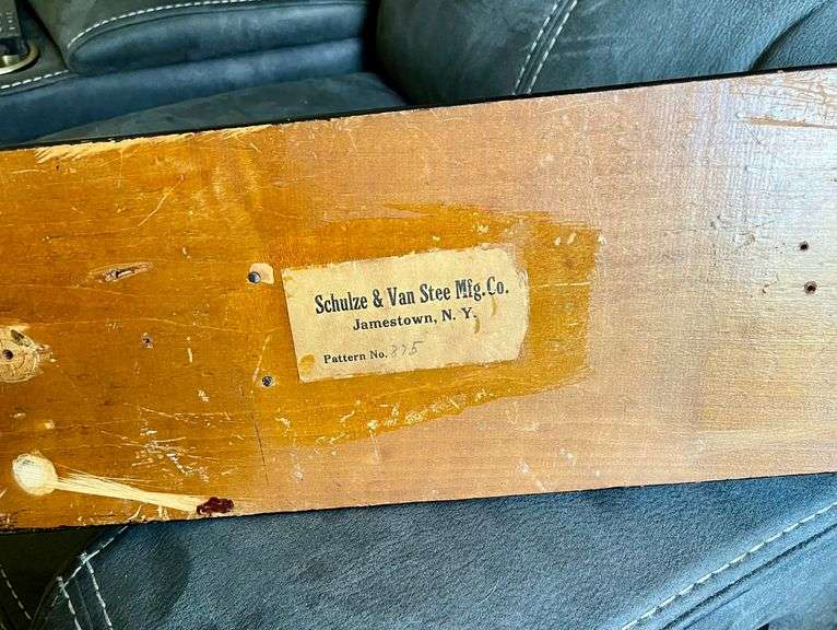 Schulze & Van Stee MFG. Co. Arched swivel dresser mirror on turned supports