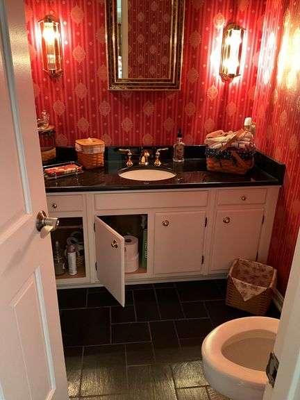 Contents of bathroom