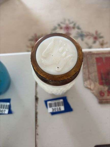 Milk glass figural owl jar w/ milk glass American eagle in lid