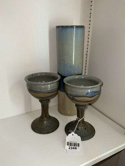 Stoneware vase and two wines