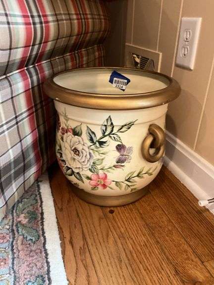 Floral decorated jardiniere w/ ring handles