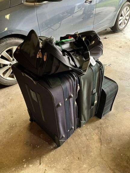 Luggage lot