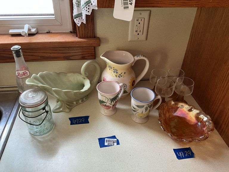 Vintage Pepsi bottle laundry sprinkler, canning jar, pottery, wine glasses, iridescent glass bowl