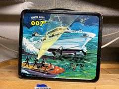 Vintage (c)1966 James Bond 007 lunchbox w/ thermos